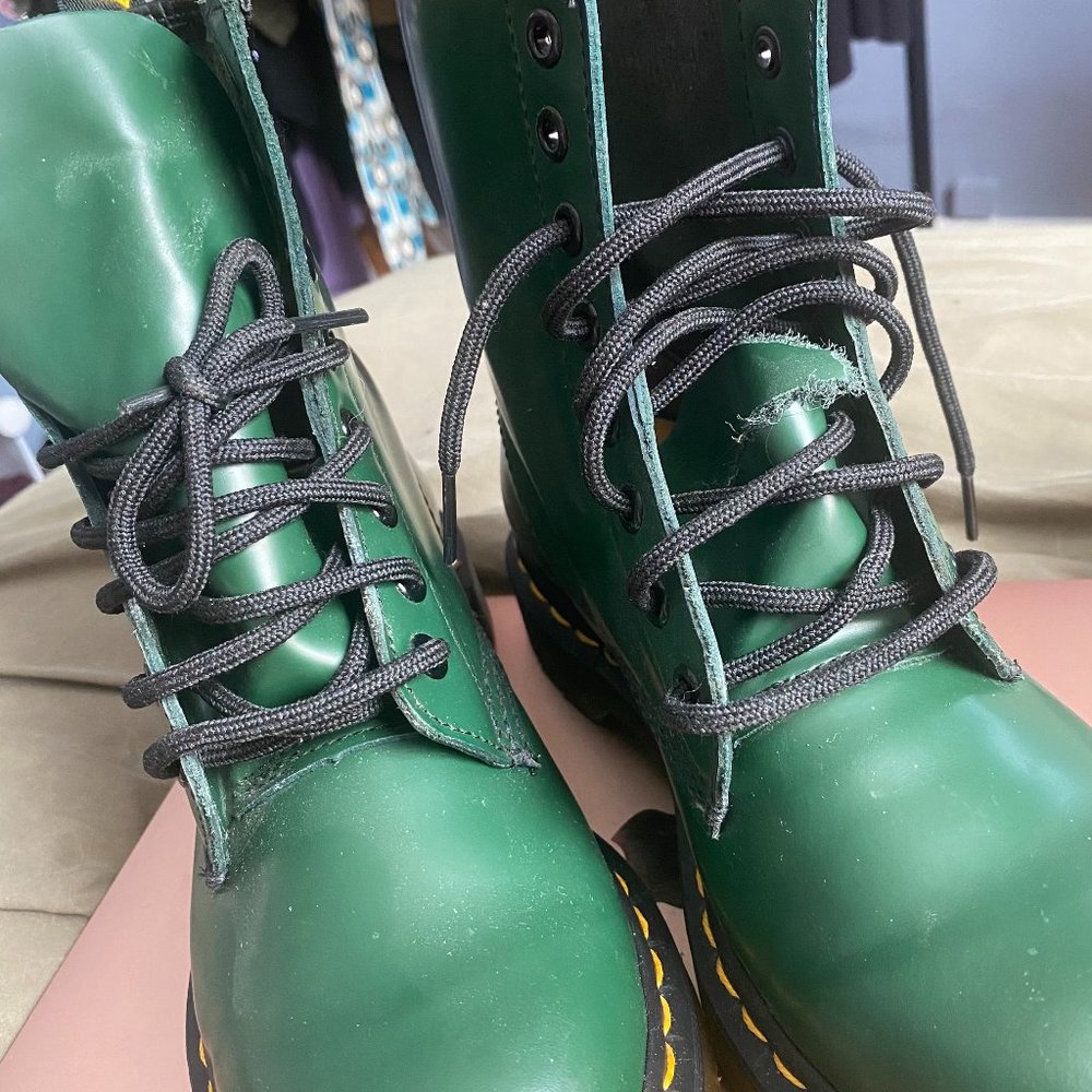 Original Dr. Martens Women's combat boots green size 6.5.